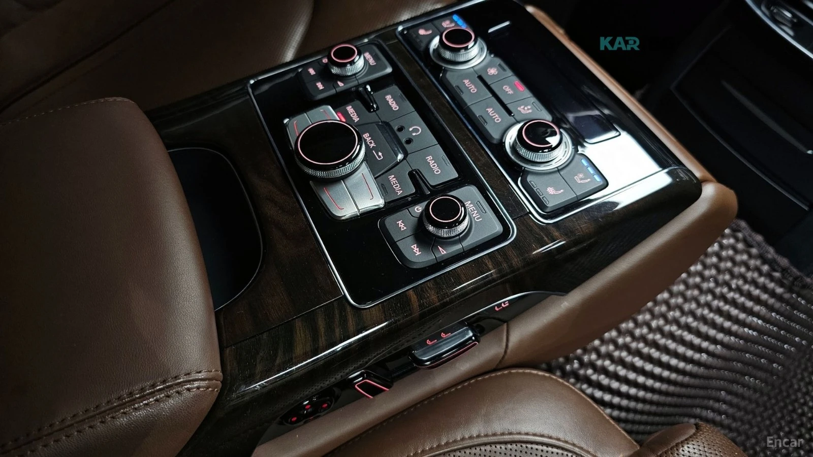 Audi A8 L / 4.0T / DISTRONIC / МАСАЖ / ОБДУХ / ТВ / ФУЛЛ, снимка 16 - Автомобили и джипове - 55265196