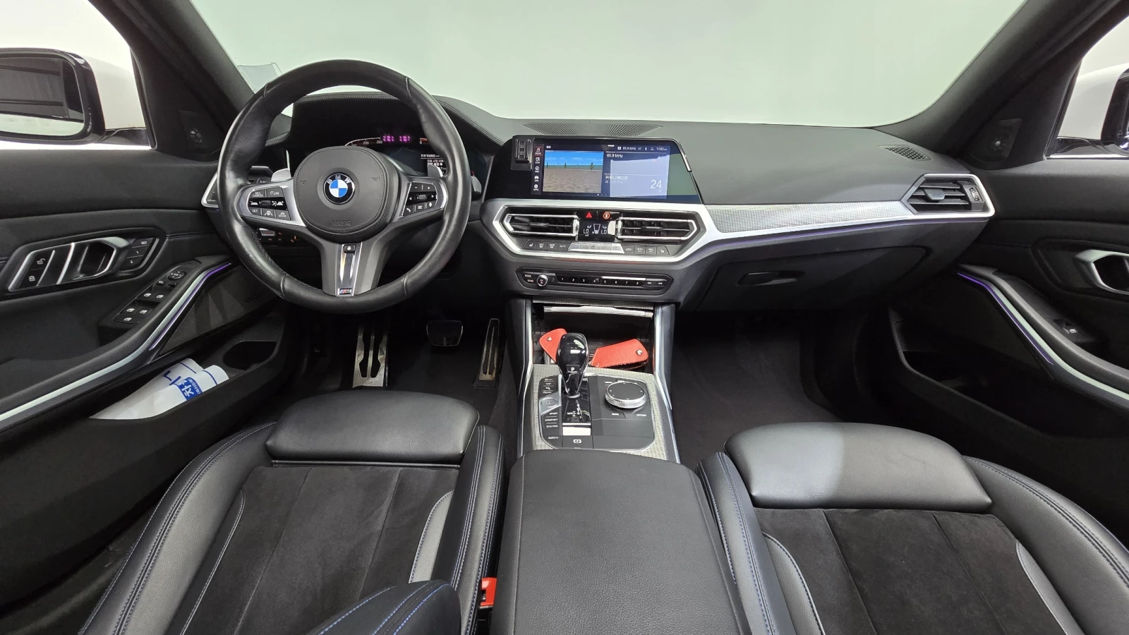 BMW 320 360* BLIND SPOT* HUD* ПОДГРЕВ ВОЛАН* КРАЙНА ЦЕНА, снимка 7 - Автомобили и джипове - 55484907
