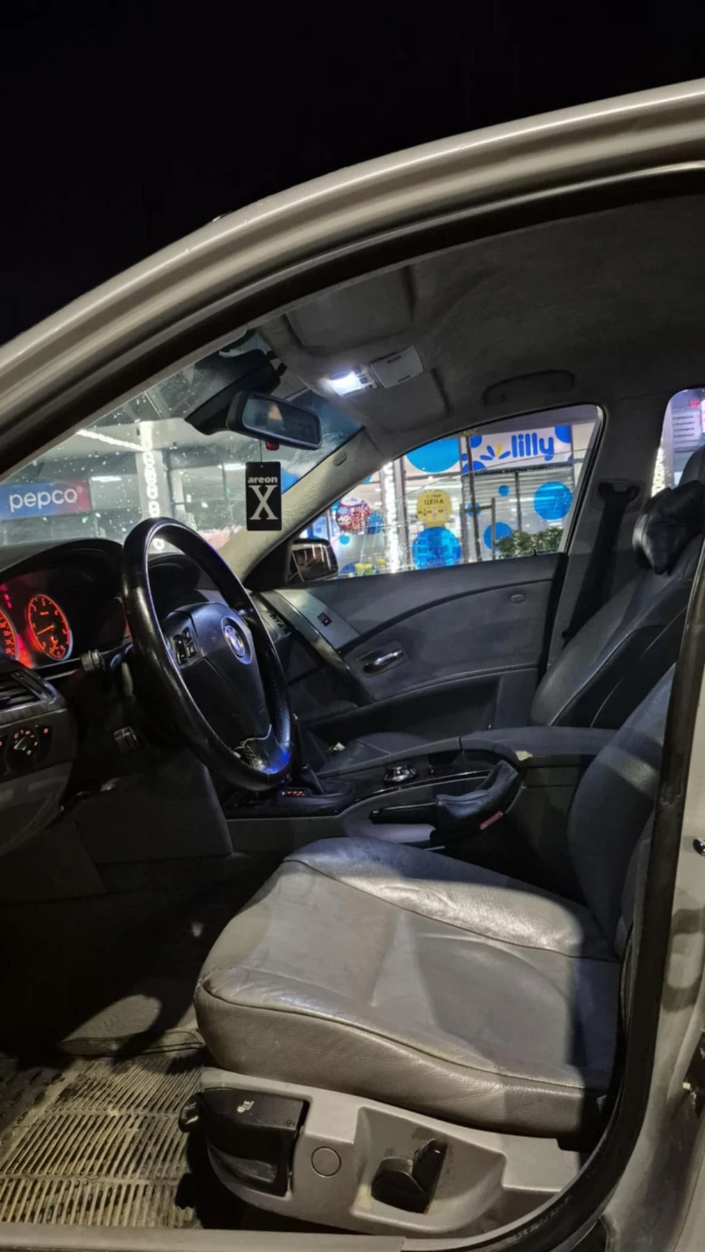 BMW 530, снимка 9 - Автомобили и джипове - 55494125