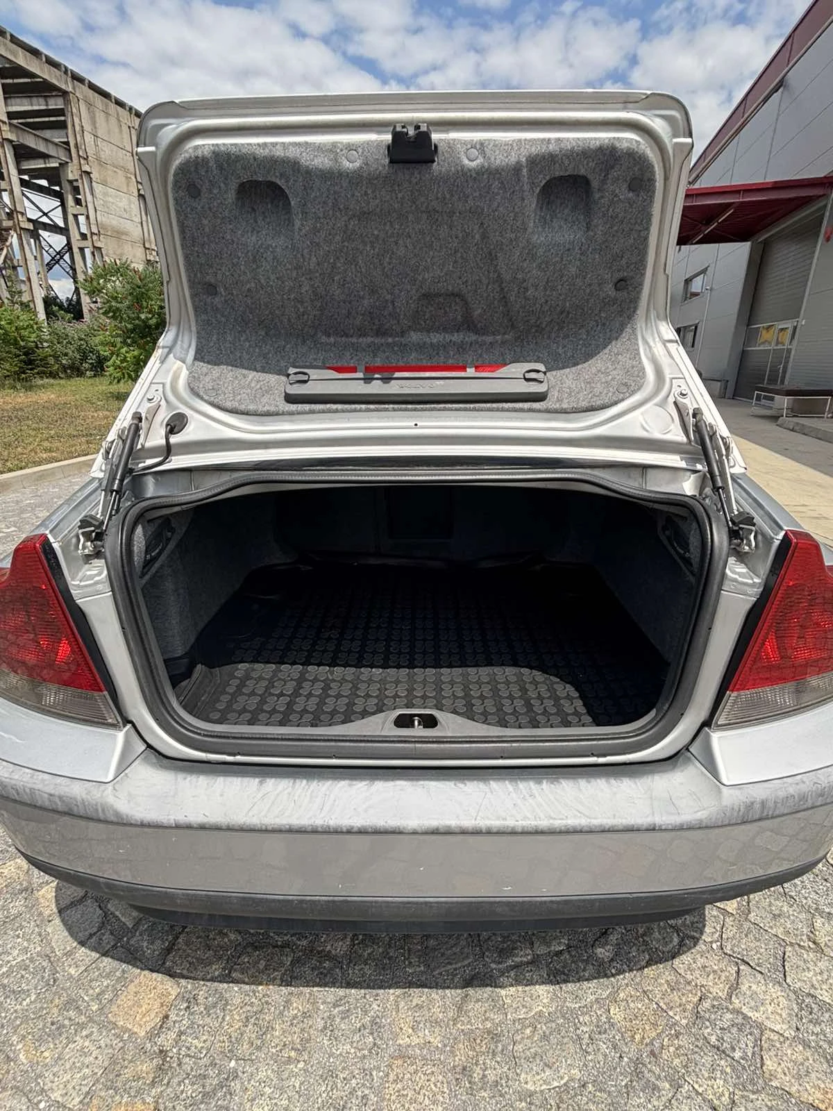 Volvo S60, снимка 10 - Автомобили и джипове - 55512213