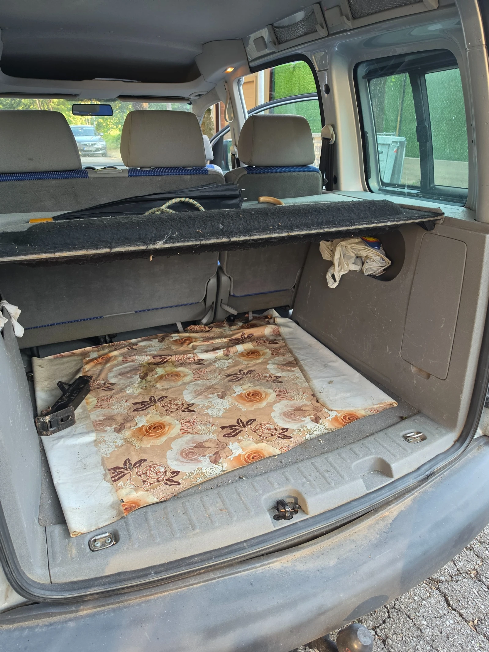 VW Caddy Life, снимка 5 - Автомобили и джипове - 55545748