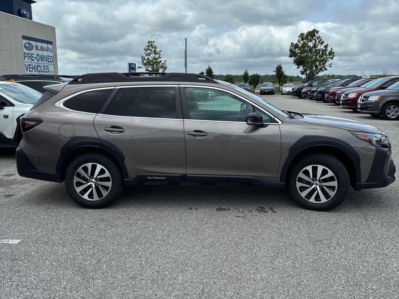 Subaru Outback * Touring * CARFAX * ОПЦИЯ ЗА ФИНАНСИРАНЕ, снимка 3 - Автомобили и джипове - 55598318