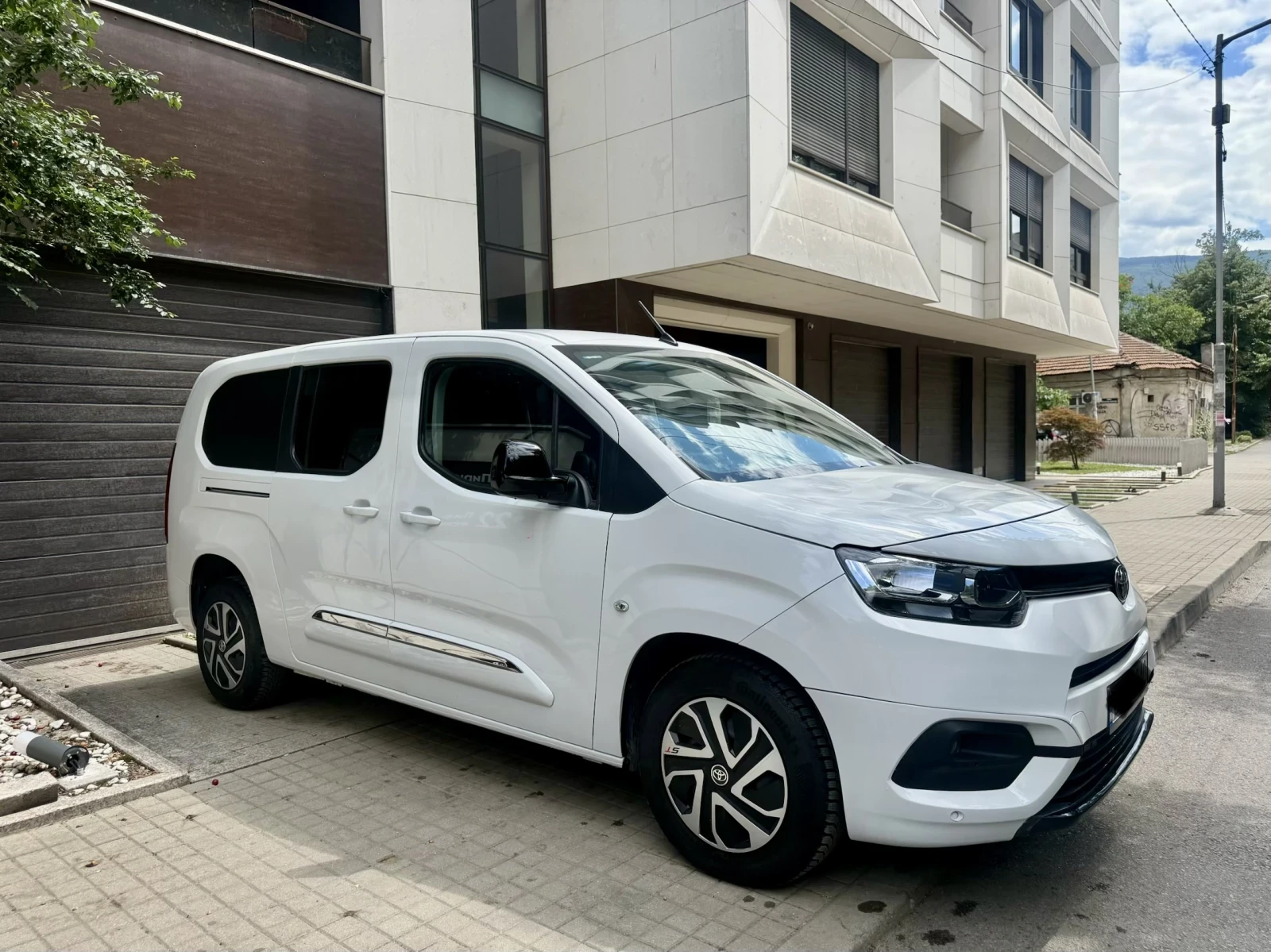 Peugeot Rifter Автомат/Макси/2пл.врати/ЧистоНова, снимка 13 - Автомобили и джипове - 55696019