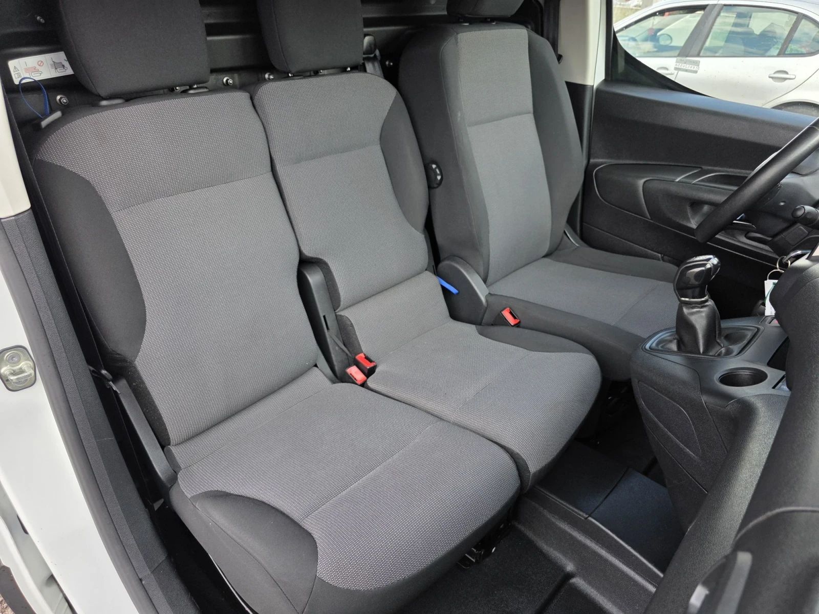 Citroen Berlingo 1.6d 100k.s. Navi Camera, снимка 8 - Автомобили и джипове - 55824770