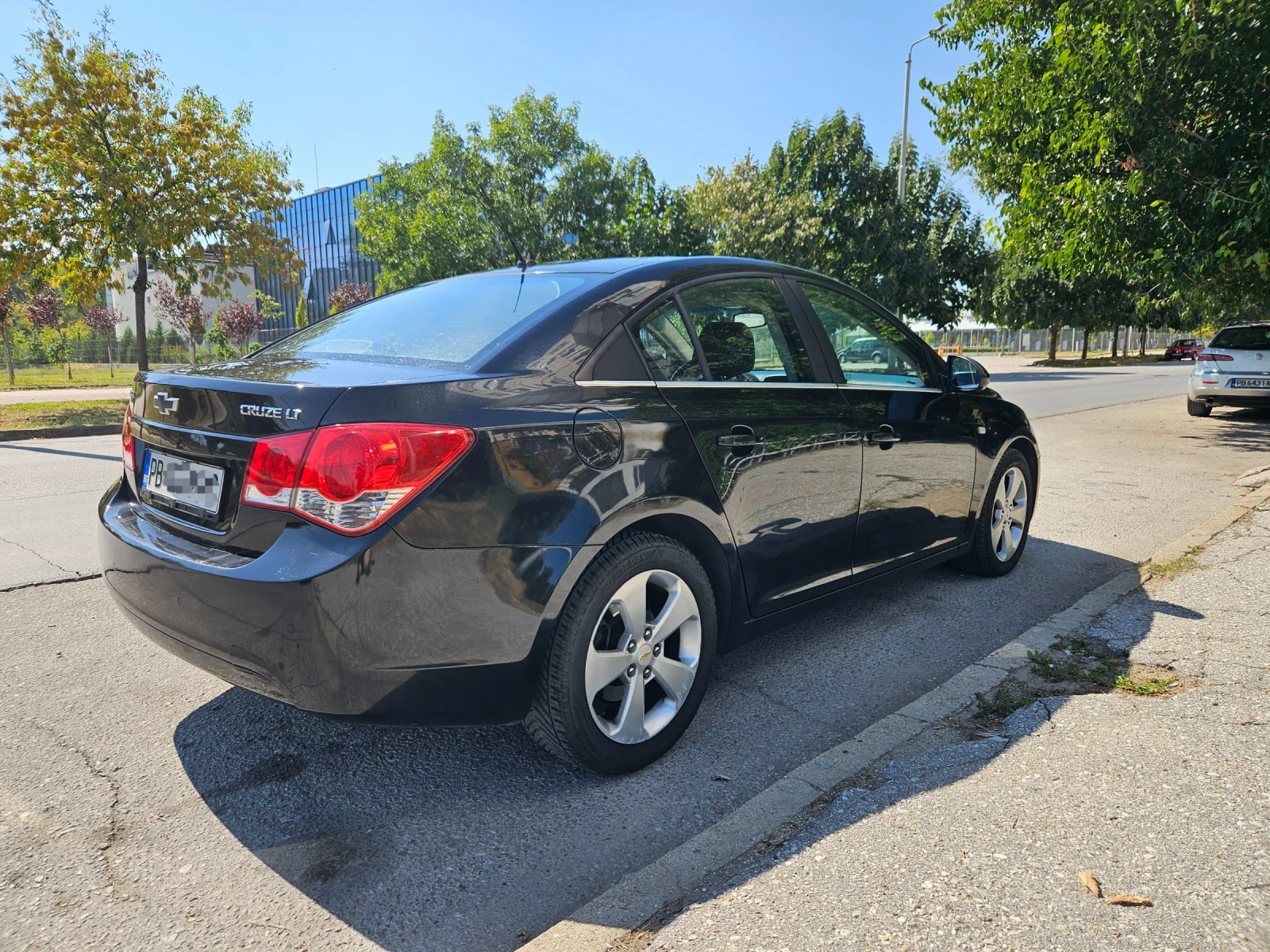 Chevrolet Cruze, снимка 6 - Автомобили и джипове - 56152652