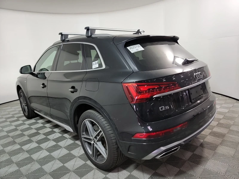 Audi Q5, снимка 2 - Автомобили и джипове - 49183680