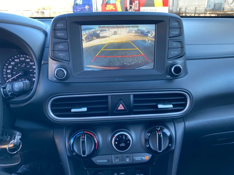 Hyundai Kona 2.0/ 150 к.с., 4х4, Автоматик, Клима, Подгряване, снимка 14 - Автомобили и джипове - 52324949