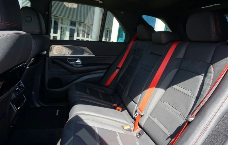 Mercedes-Benz GLE 53 4MATIC GLE 53 AMG 4Matic+ , снимка 11 - Автомобили и джипове - 55899969