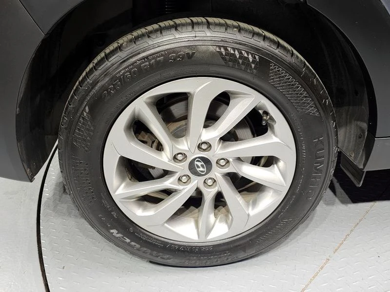 Hyundai Tucson Gasoline 1.6 turbo 2WD| 177к.с., снимка 5 - Автомобили и джипове - 56169728