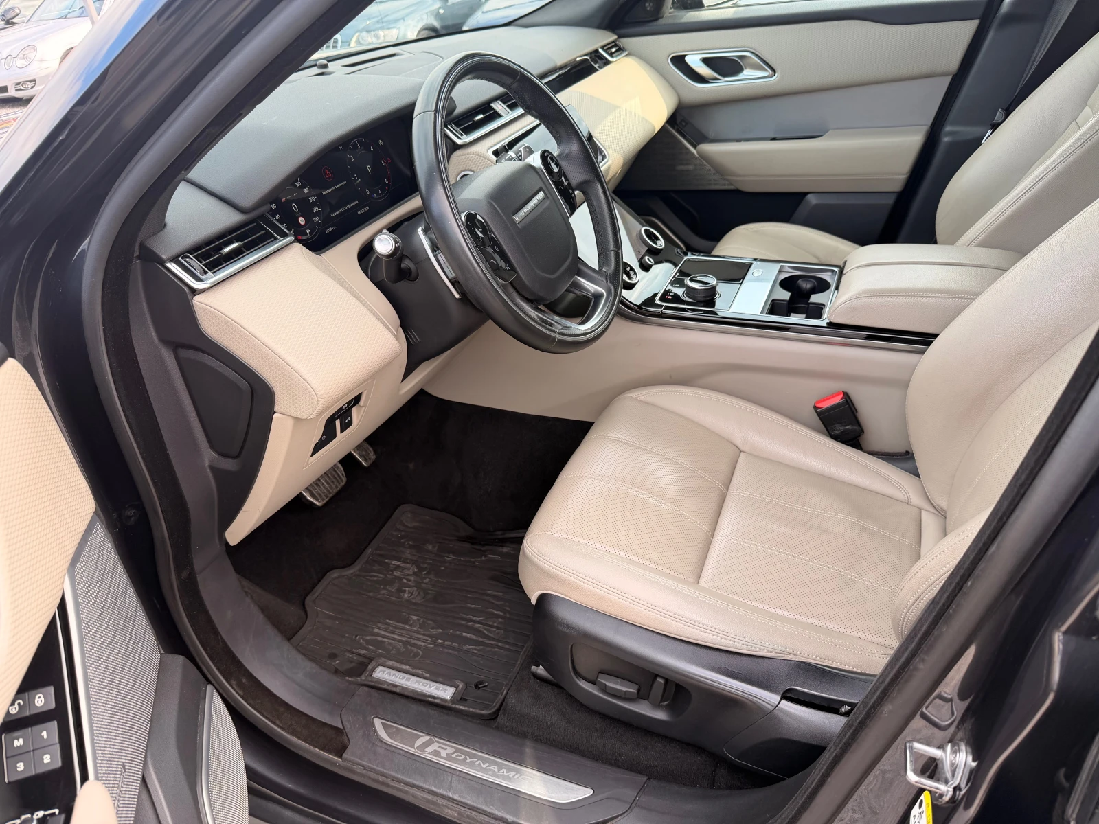Land Rover Range Rover Velar R-DYNAMIC - изображение 7