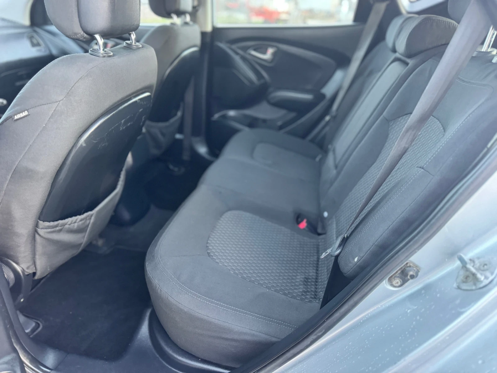 Hyundai IX35 4x4, снимка 8 - Автомобили и джипове - 53772557