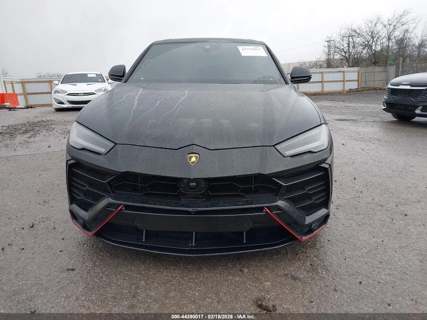 Lamborghini Urus * Graphite Capsule/Pearl Capsule* , снимка 13 - Автомобили и джипове - 54049637