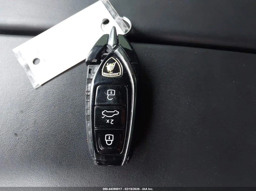 Lamborghini Urus * Graphite Capsule/Pearl Capsule* , снимка 11 - Автомобили и джипове - 54049637