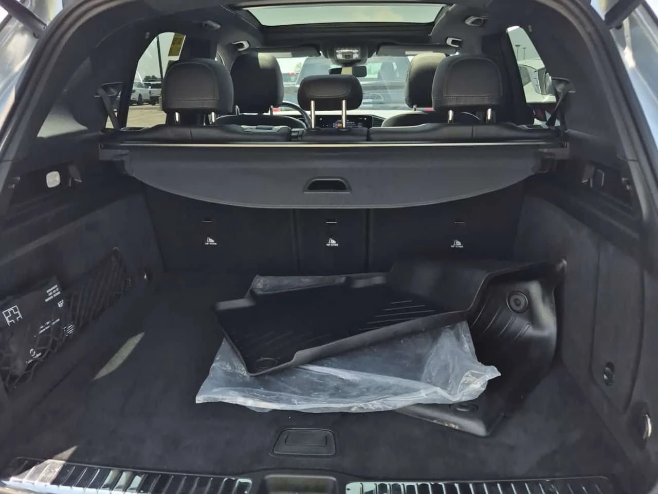 Mercedes-Benz GLE 450 AMG ПОДГРЕВИ * BURMESTER * 360 * PANO * CARFAX, снимка 14 - Автомобили и джипове - 54611751