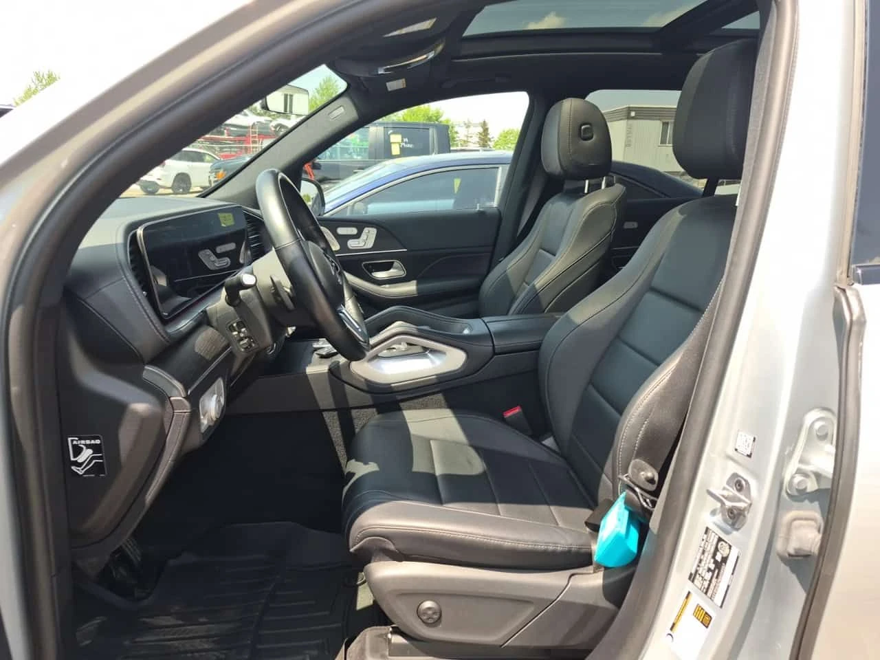 Mercedes-Benz GLE 450 AMG ПОДГРЕВИ * BURMESTER * 360 * PANO * CARFAX, снимка 5 - Автомобили и джипове - 54611751