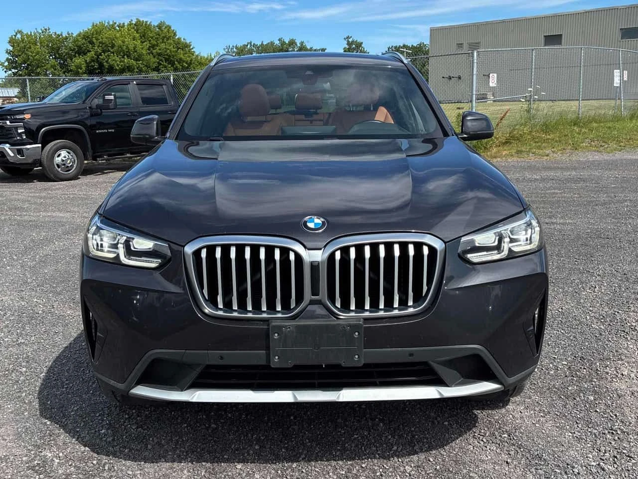 BMW X3 xDrive30i | CARFAX | АВТОКРЕДИТ БЕЗ ПЪРВОНАЧАЛНА , снимка 2 - Автомобили и джипове - 55335590