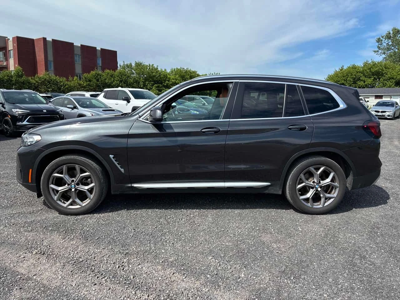 BMW X3 xDrive30i | CARFAX | АВТОКРЕДИТ БЕЗ ПЪРВОНАЧАЛНА , снимка 3 - Автомобили и джипове - 55335590