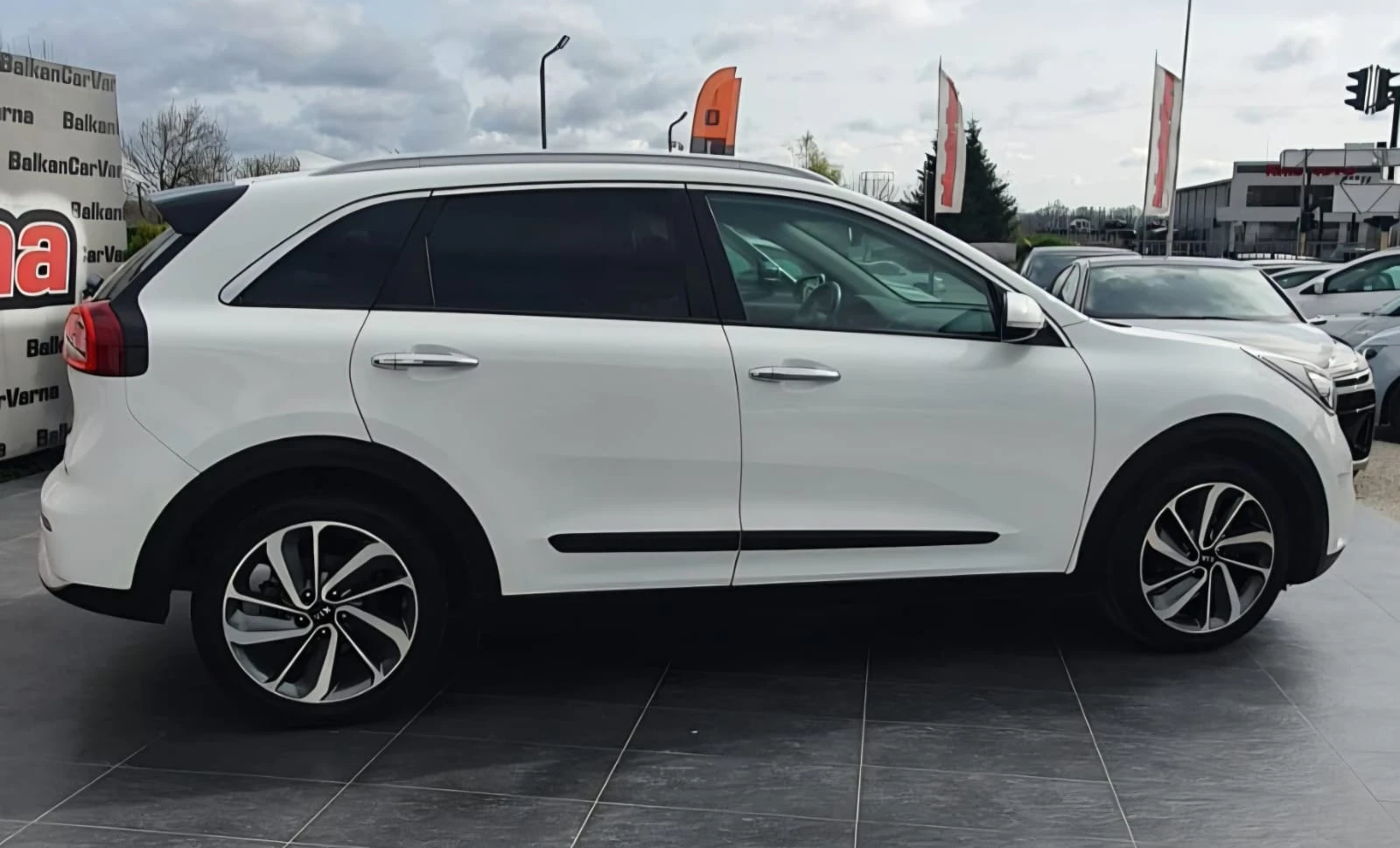 Kia Niro 1.6GDI DTC HEV Style 103kw EcoHybrid  | Mobile.bg � ����������� 7