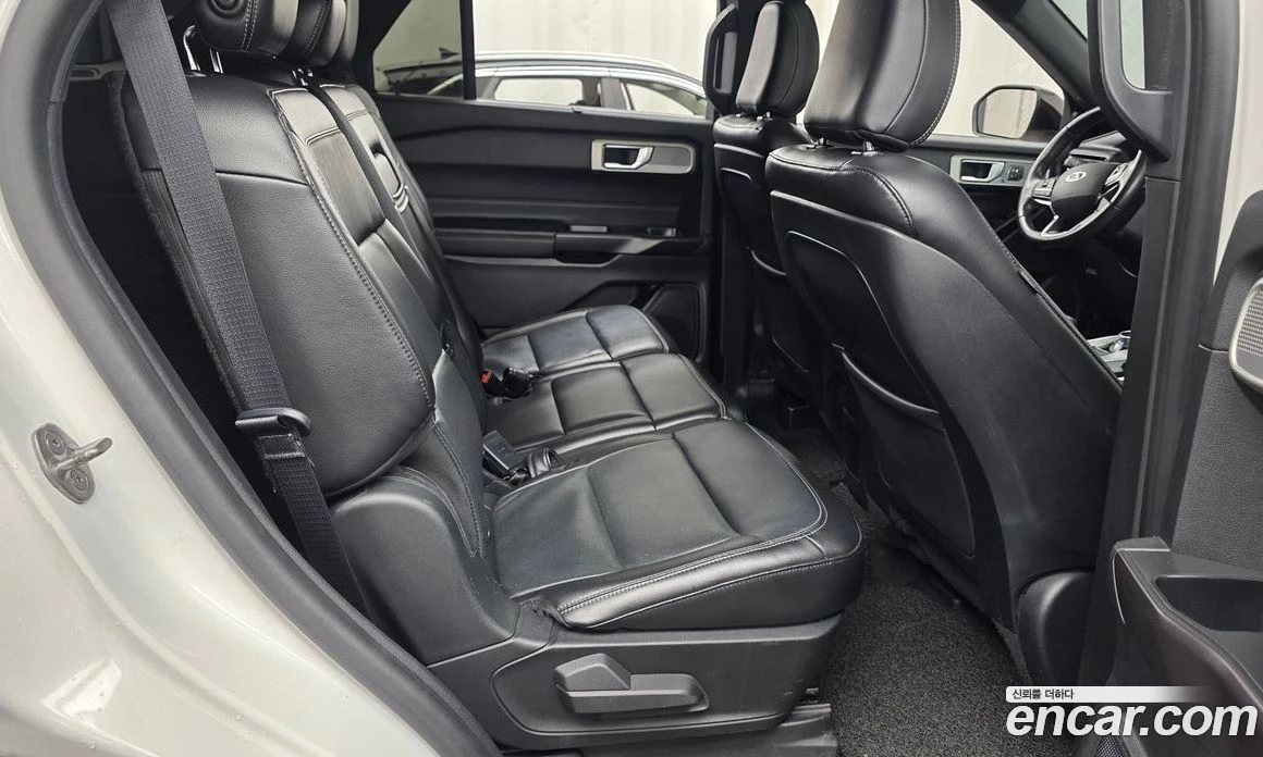 Ford Explorer 2.3 LimIted 4WD, снимка 17 - Автомобили и джипове - 55907636