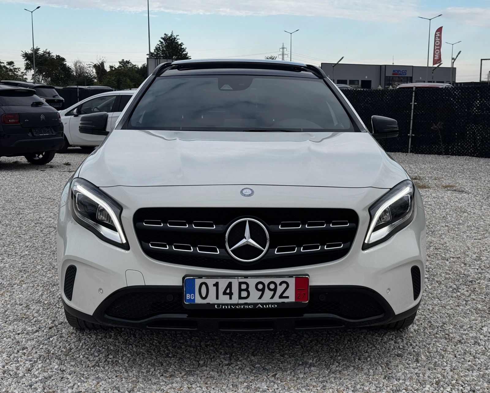 Mercedes-Benz GLA 220 2.2CDI 177 FACELIFT LED PERFORMANCE PANORAMA, снимка 2 - Автомобили и джипове - 56234585
