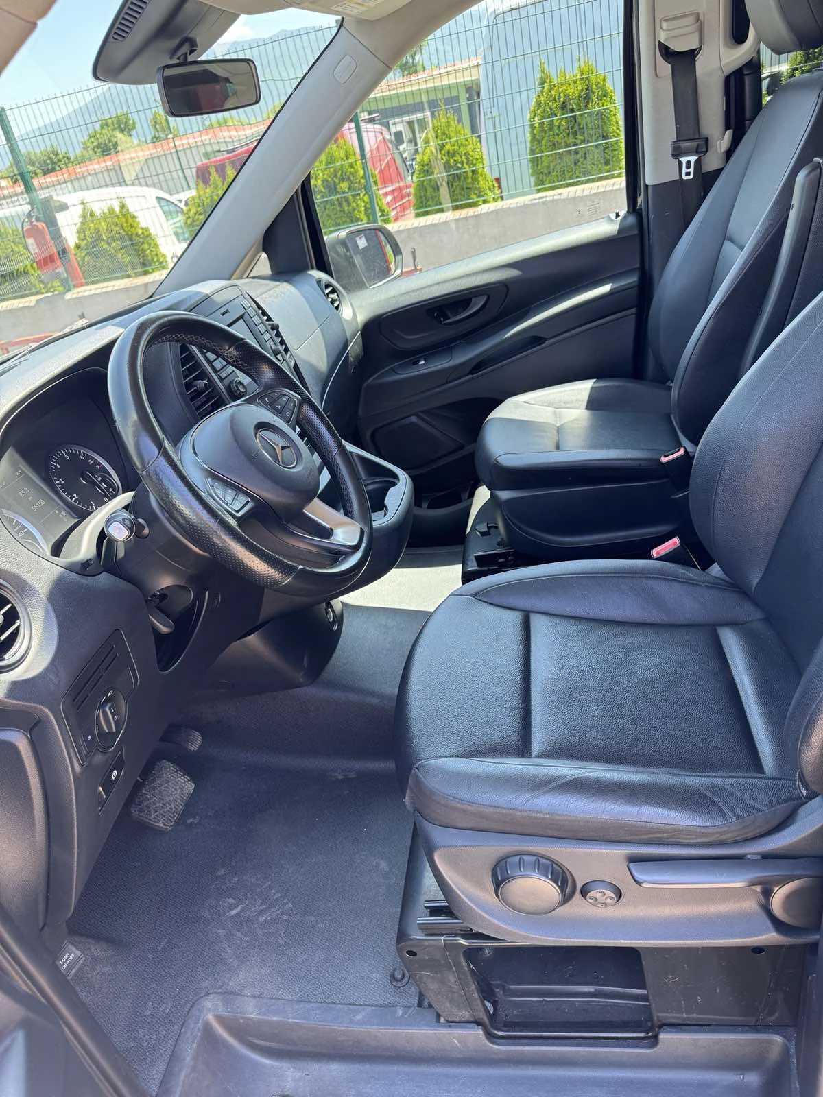 Mercedes-Benz Vito 2.5 - изображение 10