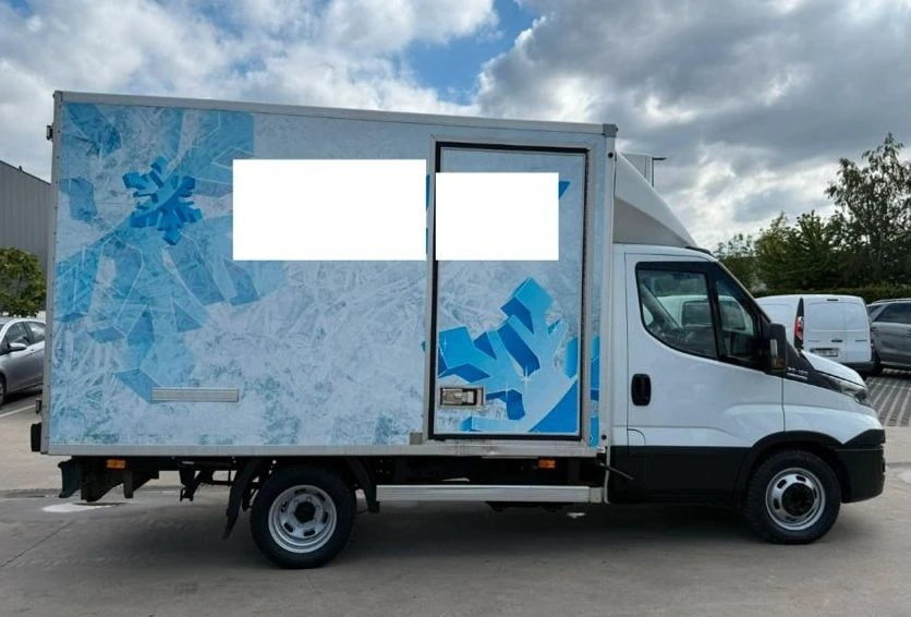 Iveco Daily 35С18* HI-MATIC* ХЛАДИЛЕН-30* ТОК* КЛИМА* N1, снимка 5 - Бусове и автобуси - 54704681