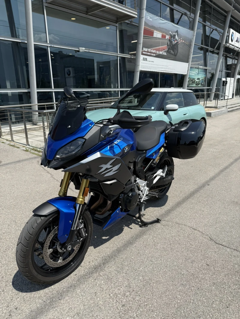 BMW F 900XR