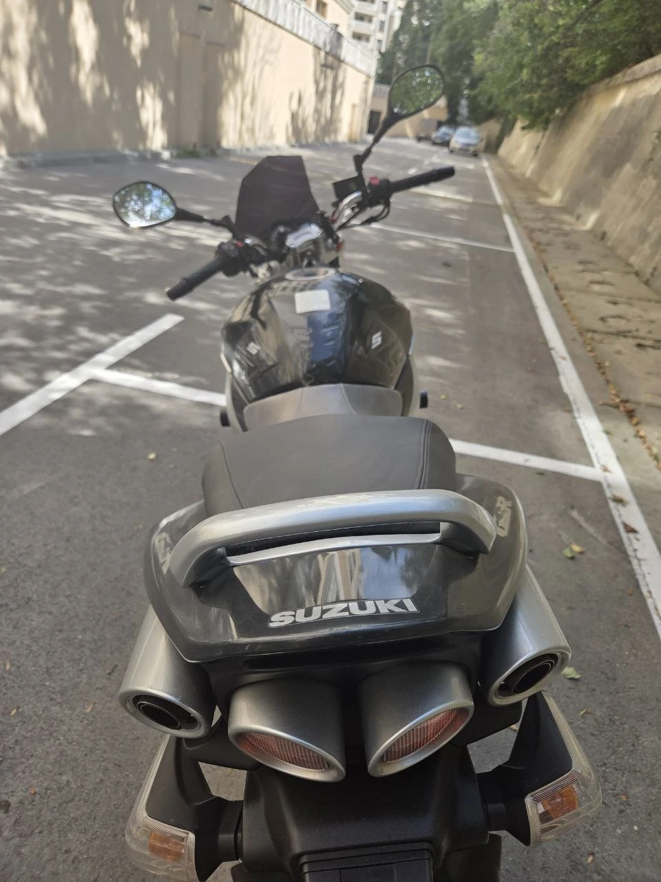 Suzuki Gsr 2007 | Напълно обслужен | Michelin Road 6, снимка 5 - Мотоциклети и мототехника - 55937948