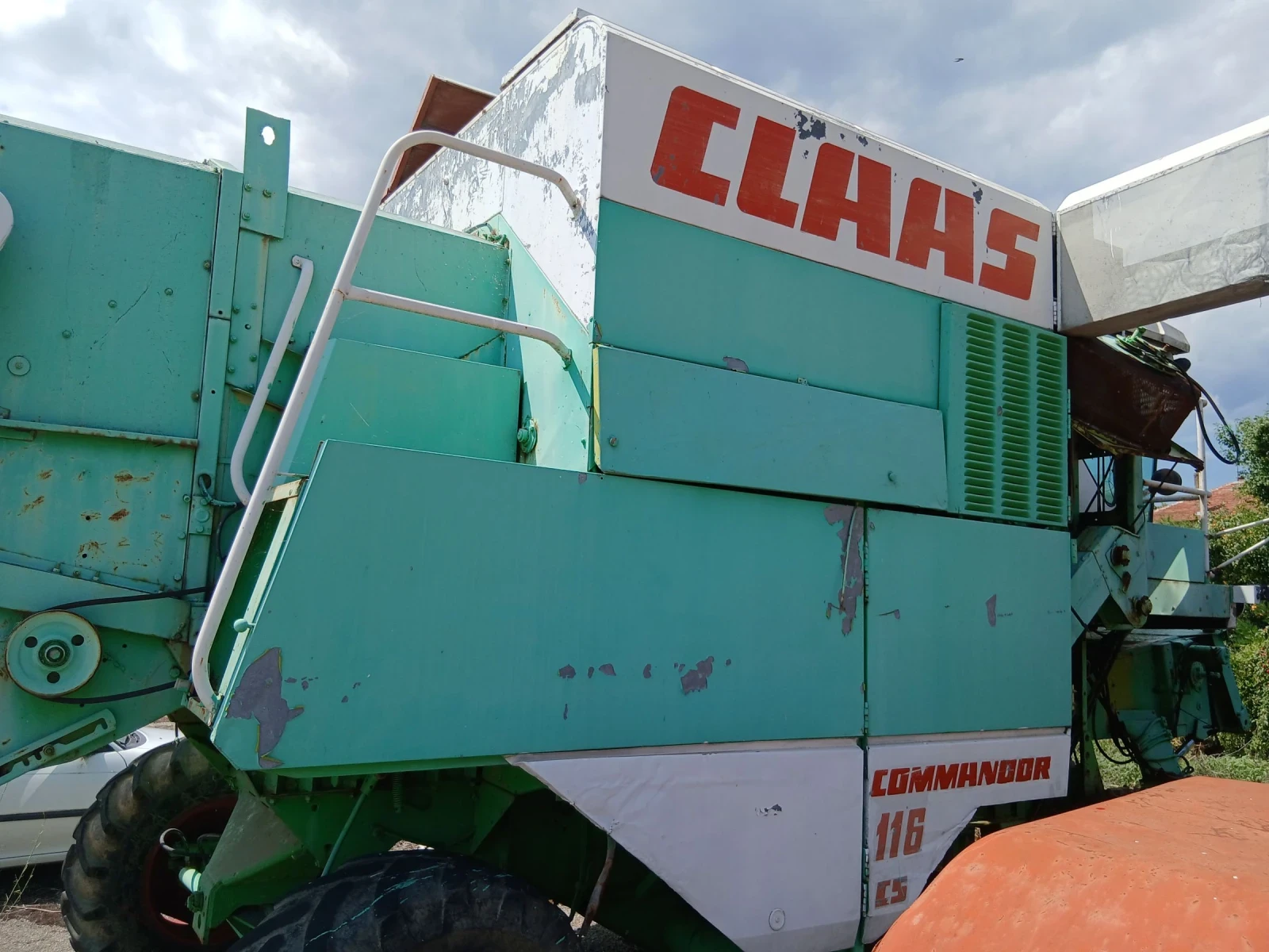 Комбайн Claas Командор 116 cs, снимка 4 - Селскостопанска техника - 55360600