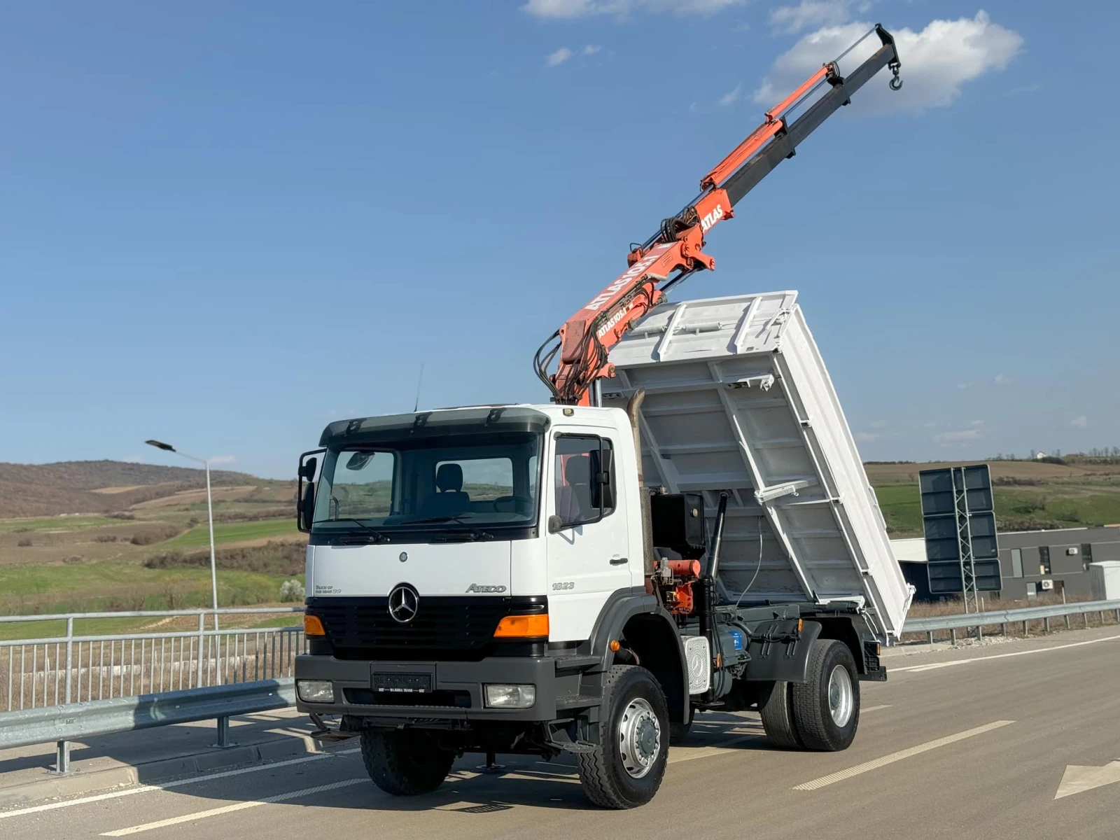 Автокран Mercedes-Benz ATEGO 18-23  4X4 