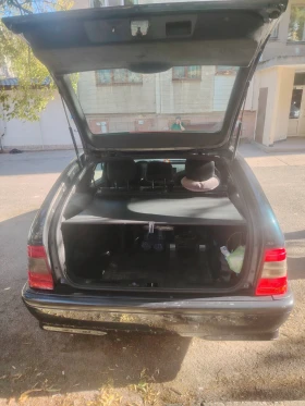 Mercedes-Benz C 180, снимка 8