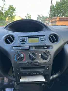 Toyota Yaris 1.4 D-4D, снимка 8