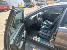 Volvo V40, снимка 9