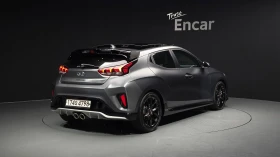 Hyundai Veloster  1.6 Turbo* ЛЮК* HUD* KEYLESS* ПОДГРЕВ ВОЛАН* КРАЙН, снимка 2