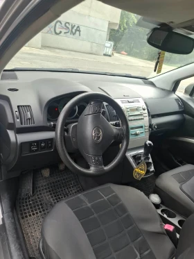 Toyota Corolla verso, снимка 2