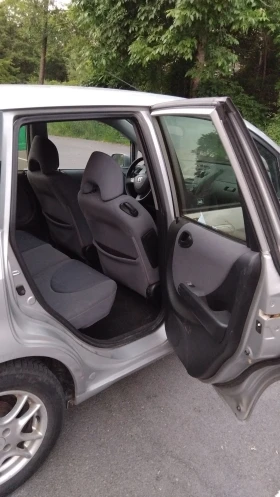 Обява за продажба на Honda Jazz Автоматик със Работещ климатик на газ  ~1 000 лв. - изображение 9