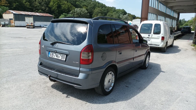 Opel Zafira 2.2 DTH, снимка 2 - Автомобили и джипове - 49563776