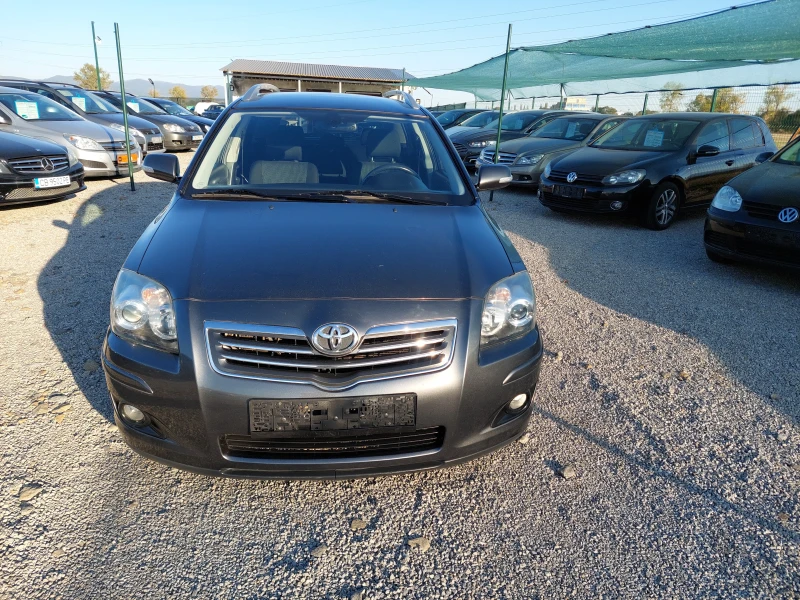 Toyota Avensis 2.2 D4D, снимка 2 - Автомобили и джипове - 47650145