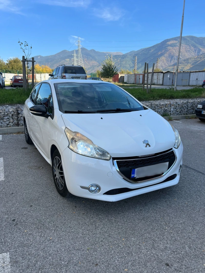 Peugeot 208 HDI 1.4, снимка 1 - Автомобили и джипове - 47738403