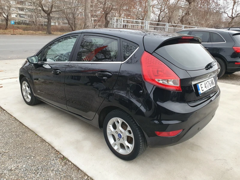 Ford Fiesta 1.4/97кс, снимка 5 - Автомобили и джипове - 48443500