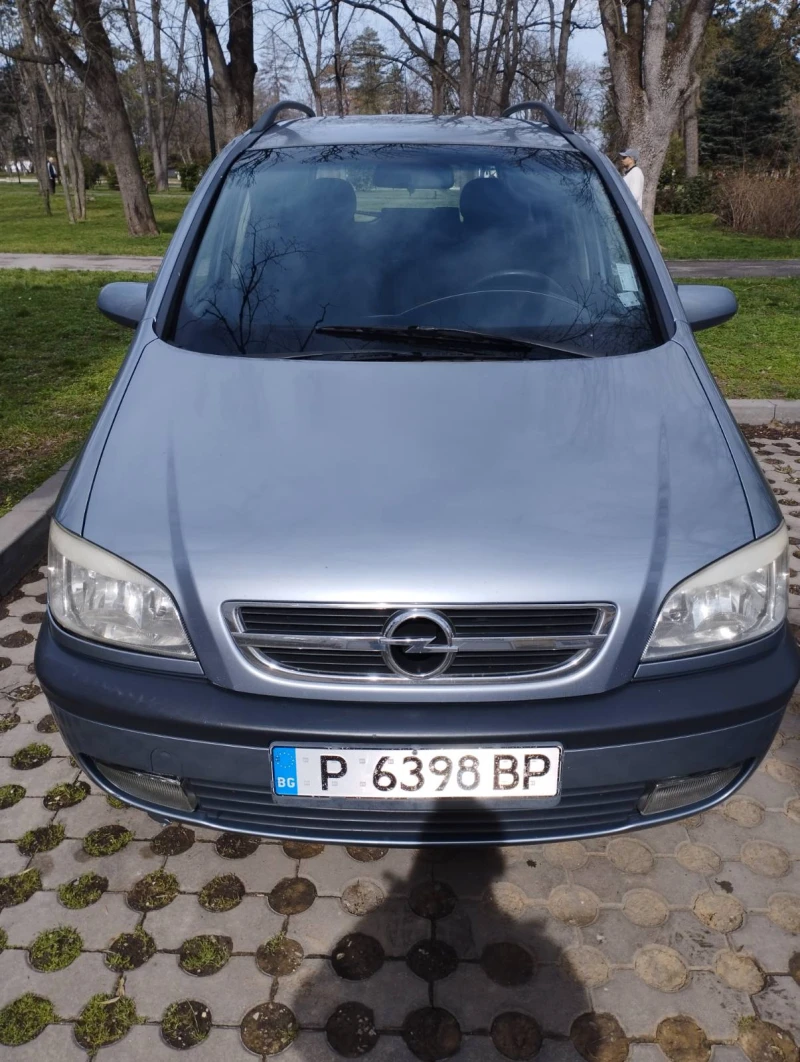 Opel Zafira, снимка 1 - Автомобили и джипове - 49609920