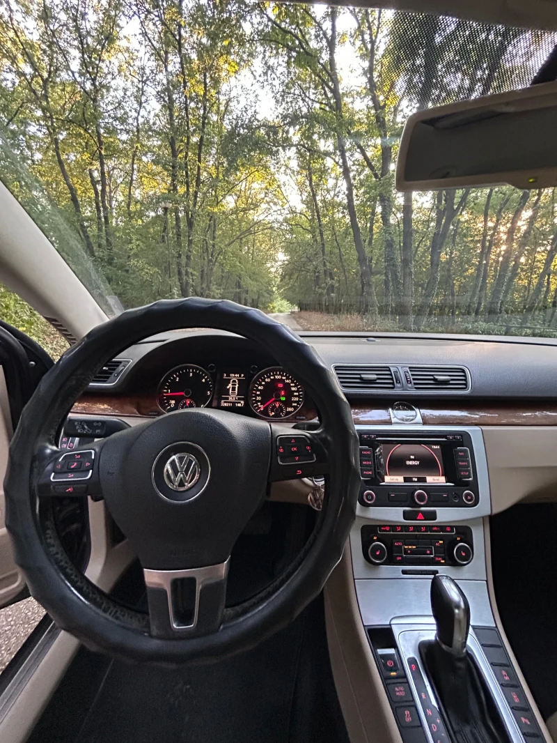 VW Passat, снимка 7 - Автомобили и джипове - 52365694
