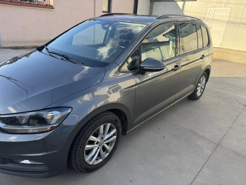 VW Touran, снимка 3 - Автомобили и джипове - 52614639