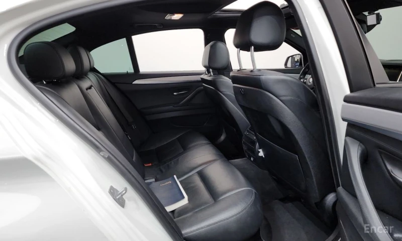 BMW 530, снимка 12 - Автомобили и джипове - 52753181