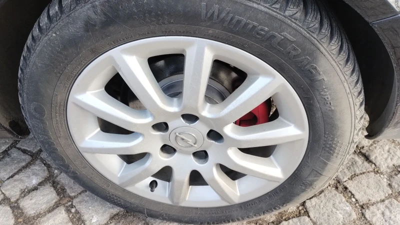 Opel Astra, снимка 10 - Автомобили и джипове - 53142381