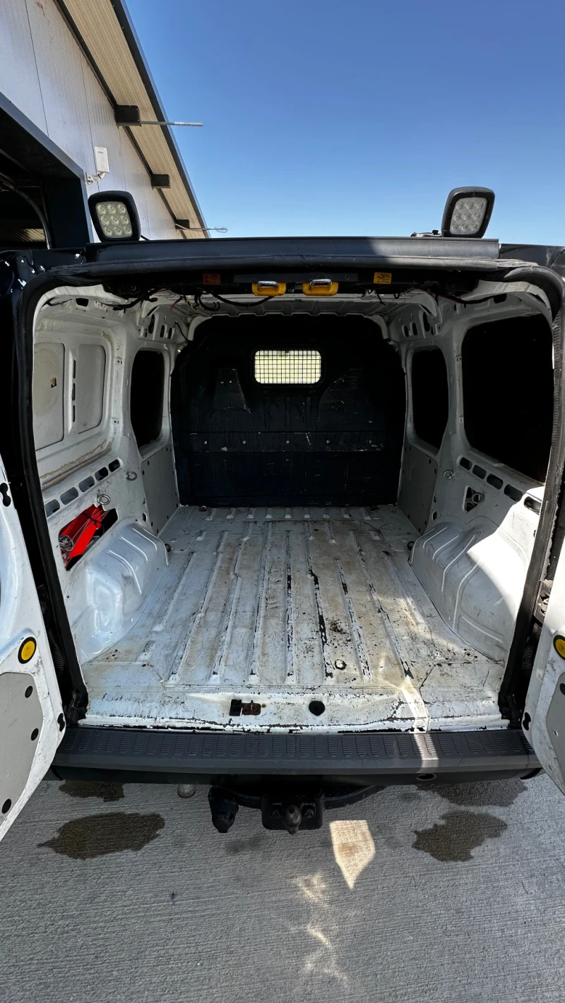 Ford Connect 1.8, снимка 8 - Автомобили и джипове - 53183514