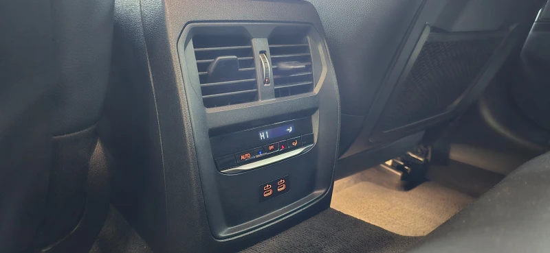 BMW 320 Individual * Laser * M package * Carplay - 69900 лв. - 37339468 | Car24.bg
