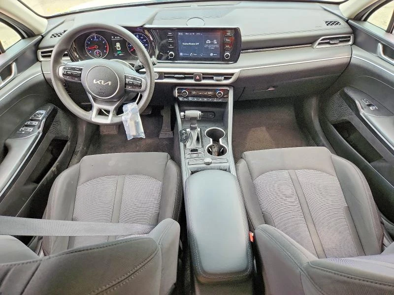 Kia K5, снимка 8 - Автомобили и джипове - 55460320