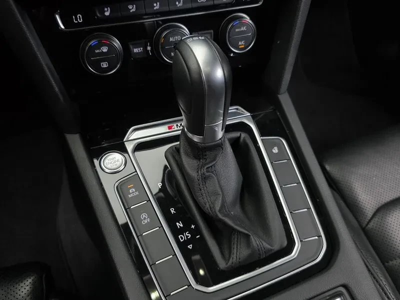 VW Passat 2.0 Tdi 4Motion Prestige - САМО 30% АВАНС, снимка 9 - Автомобили и джипове - 55737192