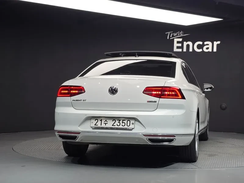VW Passat 2.0 Tdi 4Motion Prestige - САМО 30% АВАНС, снимка 4 - Автомобили и джипове - 55737192